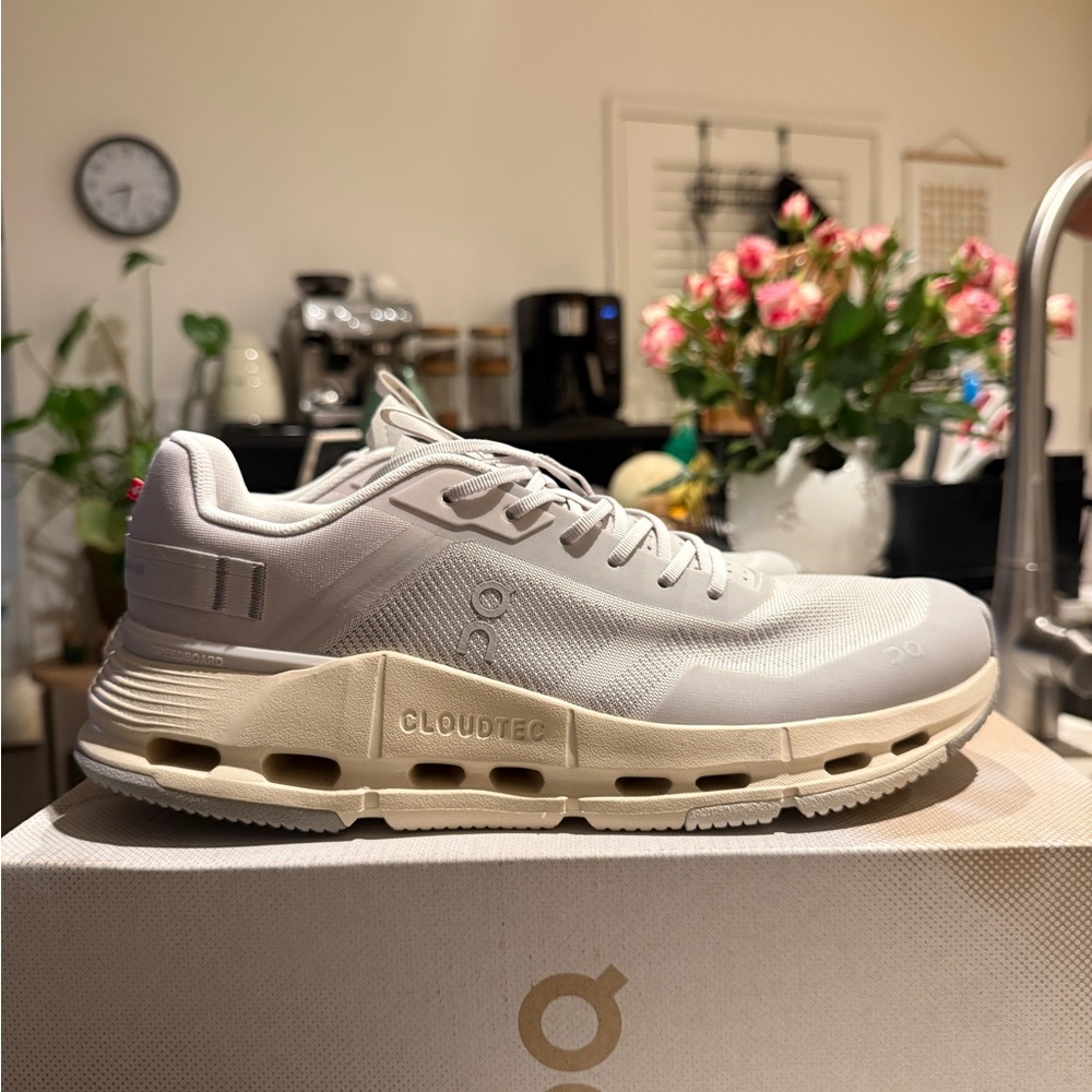 New ON Shoes - CloudNova Form 2 TT